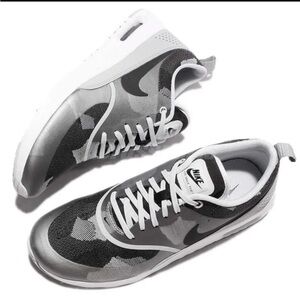Nike Air Max Thea JCRD Pure Platinum Black Wolf Grey 844955-002- Sz 7.5
